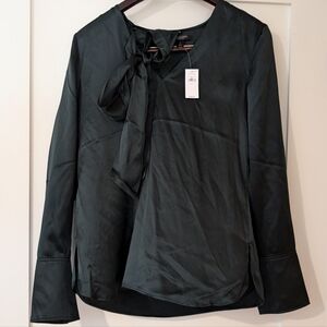Banana Republic 100% silk blouse